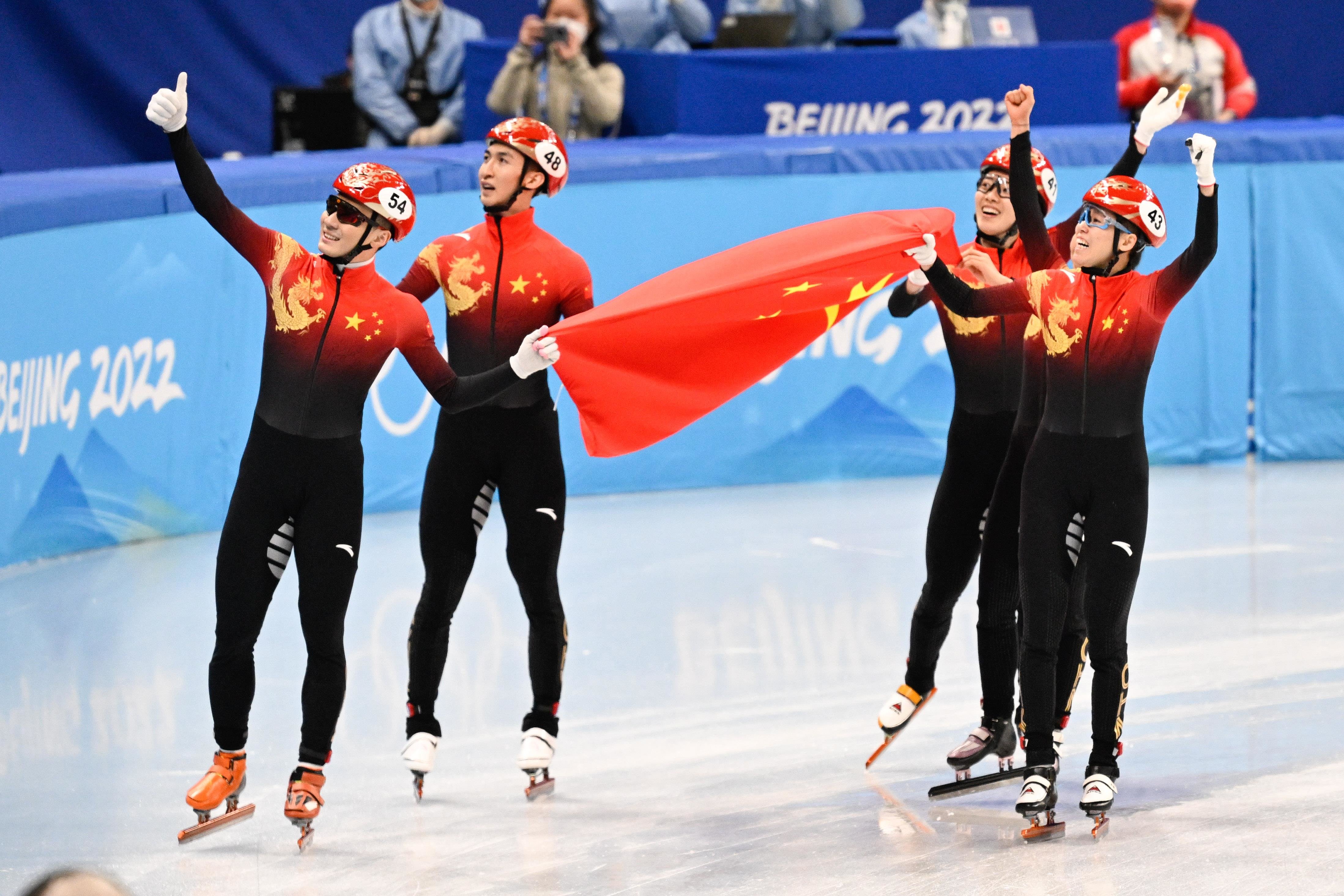 2022年2月5日,2022北京冬奥会短道速滑混合团体接力赛,中国队睹得
