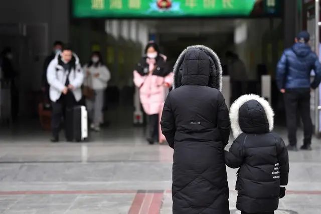 图片来源:新华社