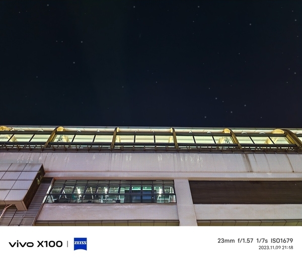 首发天玑9300旗舰芯,vivo X100带来满分旗舰体验