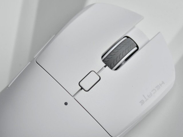 【有料评测】漫步者HECATE G3M Pro三模无线游戏鼠标:可切换微动
