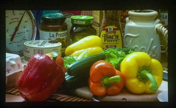 薄至一本书 小体积也能实现高亮度 当贝轻薄激光投影D5X Pro评测