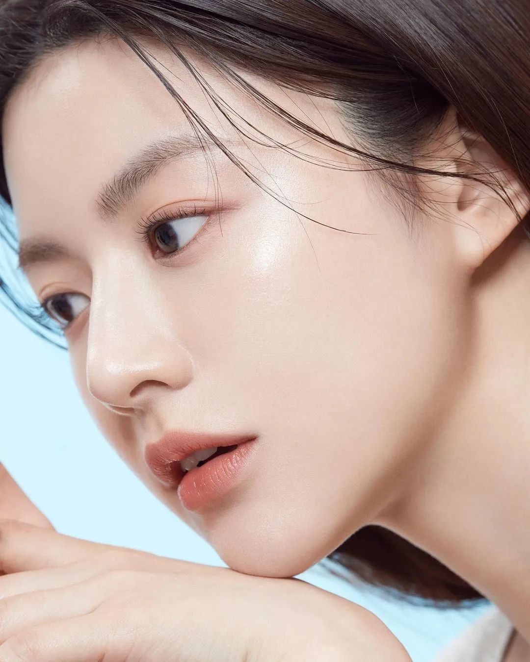 低山根审美上热搜，韩国审美又有新模板_凤凰网, image size:1080x1350