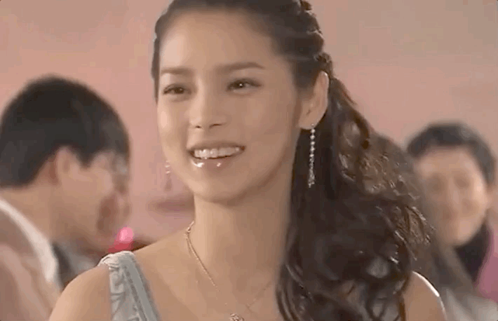 知名演员孕期吸毒，她咋疯成这样？