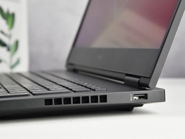 OMEN暗影精灵9评测:诚意满满的性价比神机