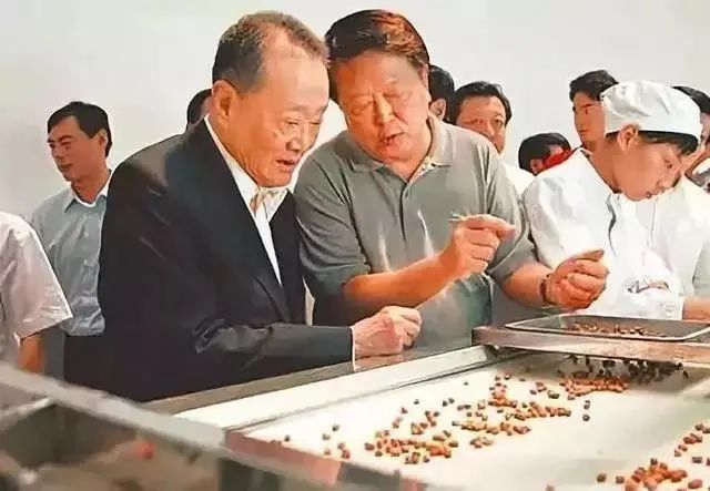 郭鹤年与侄子郭孔丰