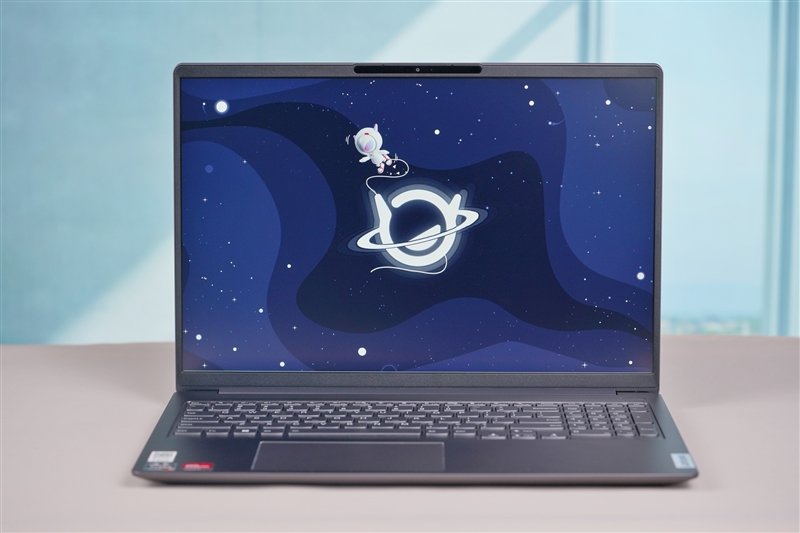 谁说集显不能玩游戏?联想小新Pro 16 2022锐龙版评测:续航超15小时