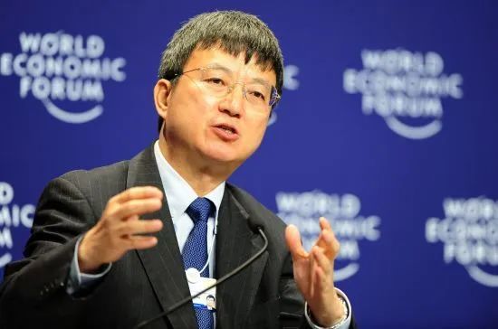 国际货币基金组织原副总裁、中国国际经济交流中心副理事长朱民（图源：网络）
