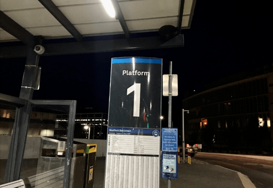 “该死的亚洲脸!”中国留学生除夕夜遇袭,遭辱骂推搡!使馆发提醒