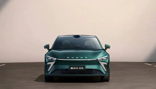 智界S7的同门对手!奇瑞星途星纪元ES配置曝光:续航超越900公里