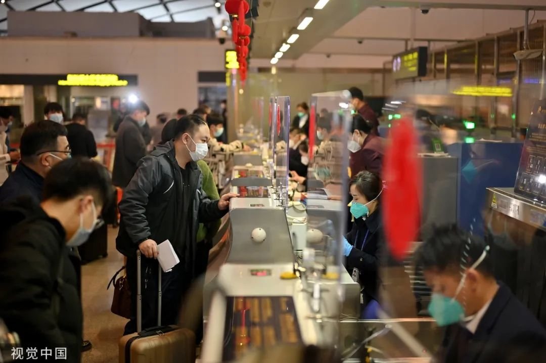 出境游有序恢复,中国人的旅游目的地又多了起来。/视觉中国