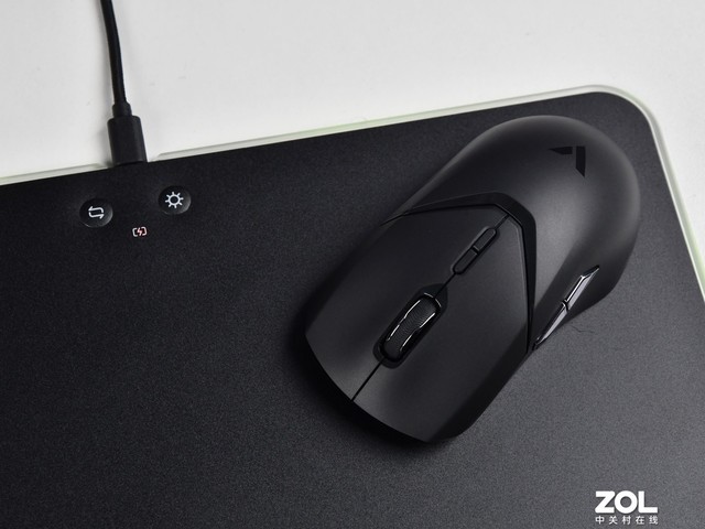 雷柏VT9PRO双模无线游戏鼠标评测:卷王轻量化游戏鼠标