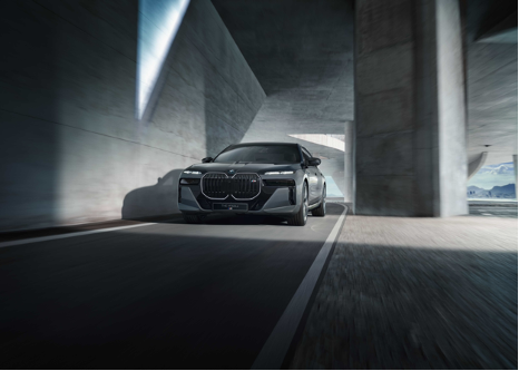创新纯电动BMW i7 M70L和全新BMW M760Le将于成都车展上市