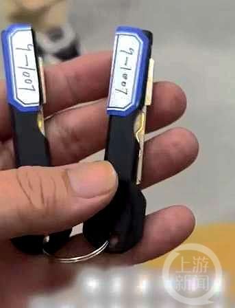 ▲王女士称,自己不知道物业有自己租屋的备用钥匙。