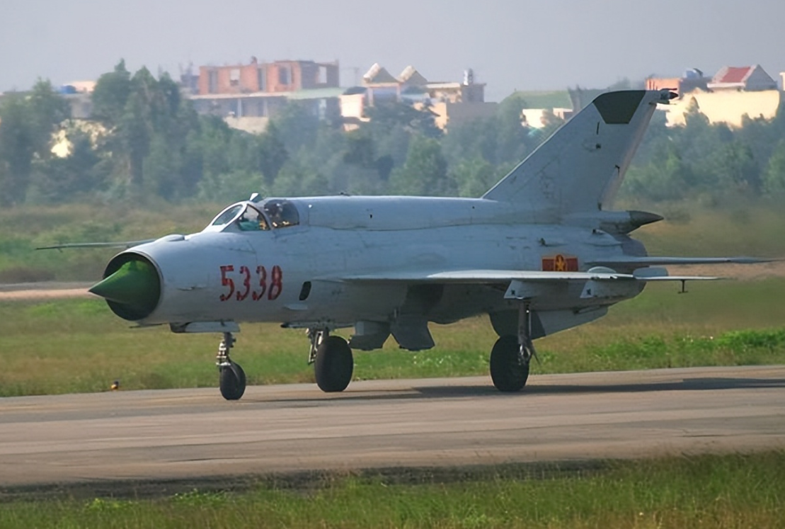 如何替换老旧的米格-21已经成为越南空军必须面对的问题。