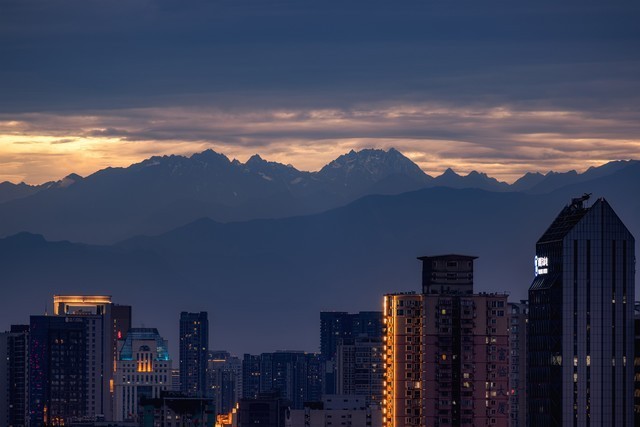 万元搞定15-400mm全焦段 佳能亲民RF镜头推荐