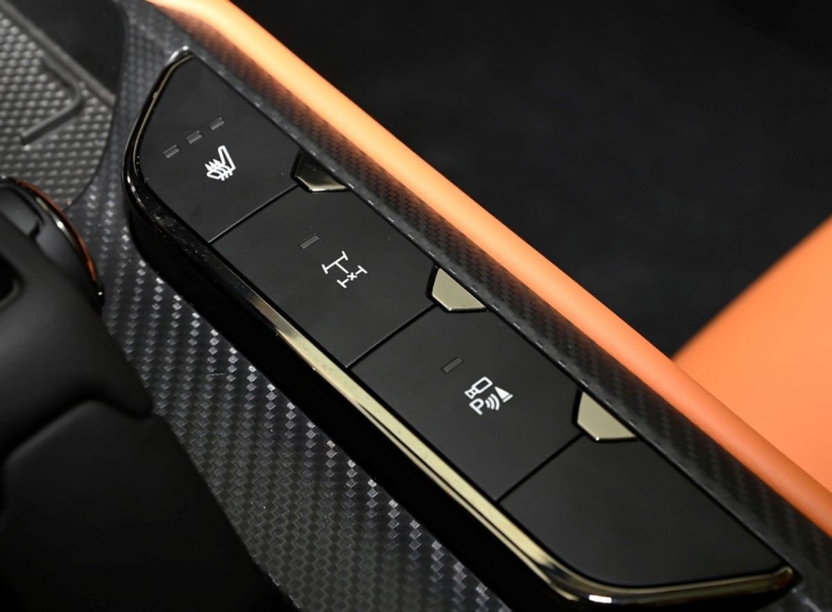 电四驱+外挂备胎 哈弗猛龙是一台更硬的大狗吗?