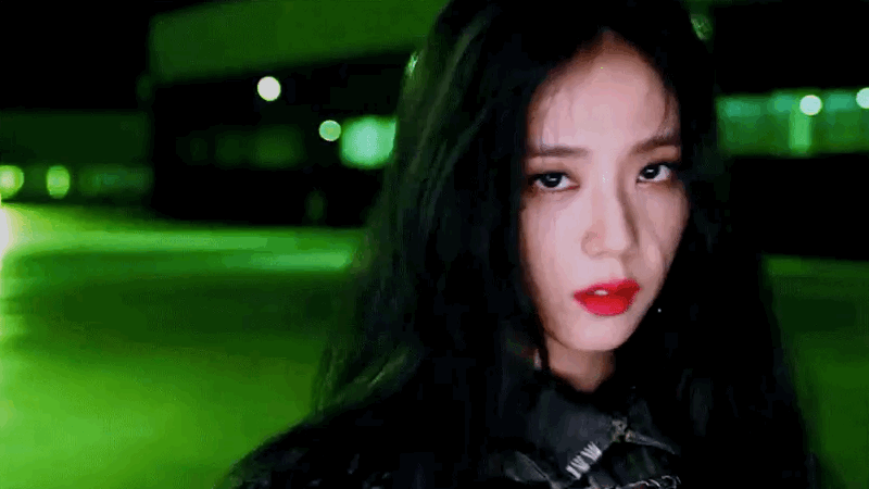 blackpink被n号房主犯跟踪监视金智秀怕到连灯都不敢开
