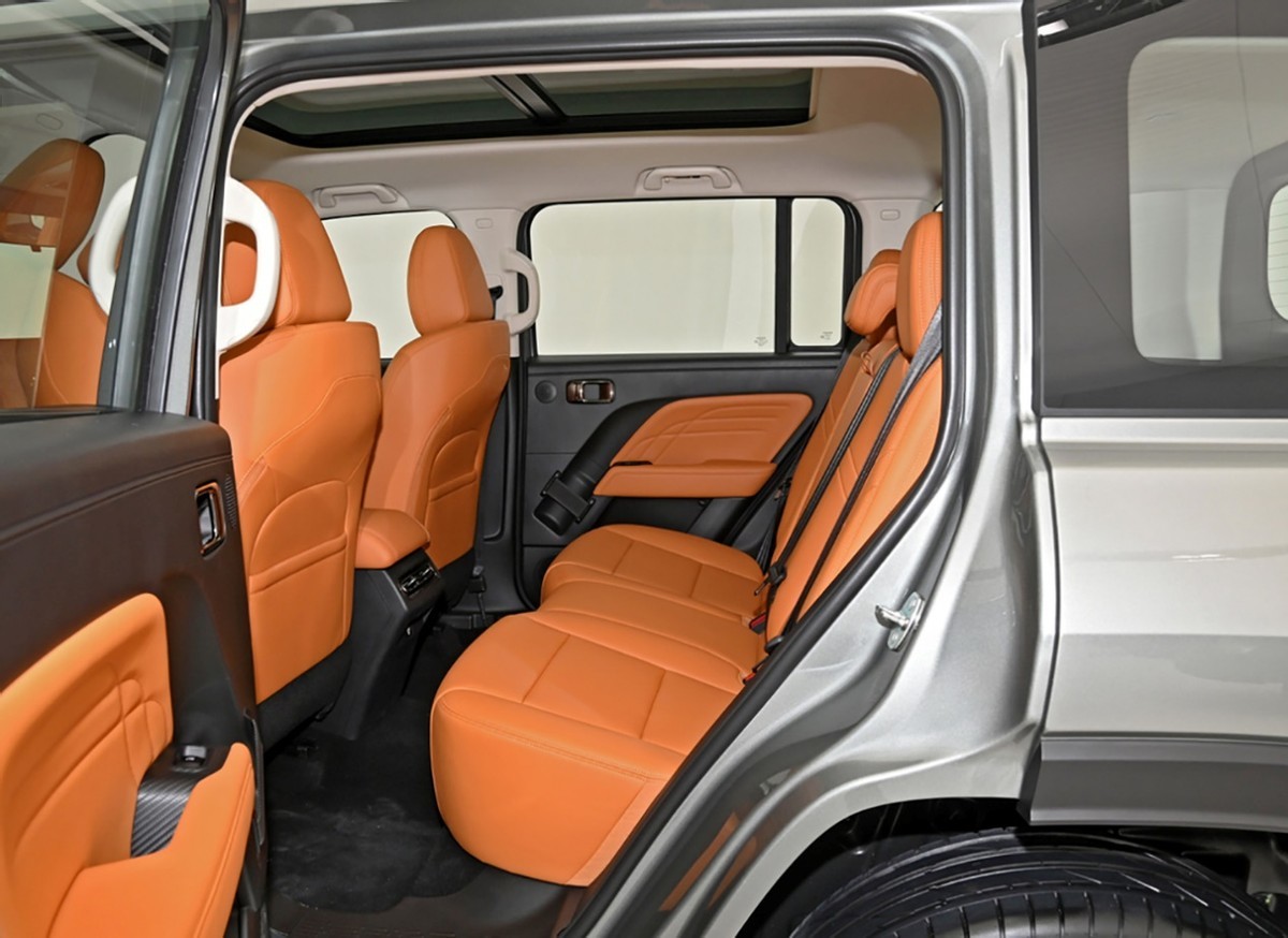 电四驱+外挂备胎 哈弗猛龙是一台更硬的大狗吗?