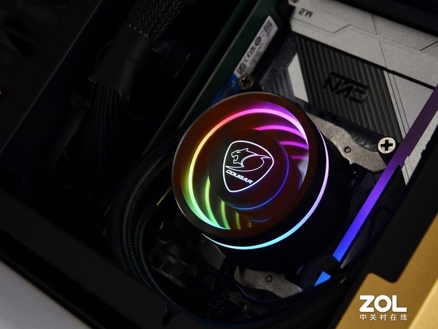 搭载MTT S80国产GPU 强化游戏+AI应用 深度体验摩尔线程智娱摩方