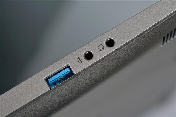 八核酷睿+满血RTX 3060!机械革命极光Pro图赏