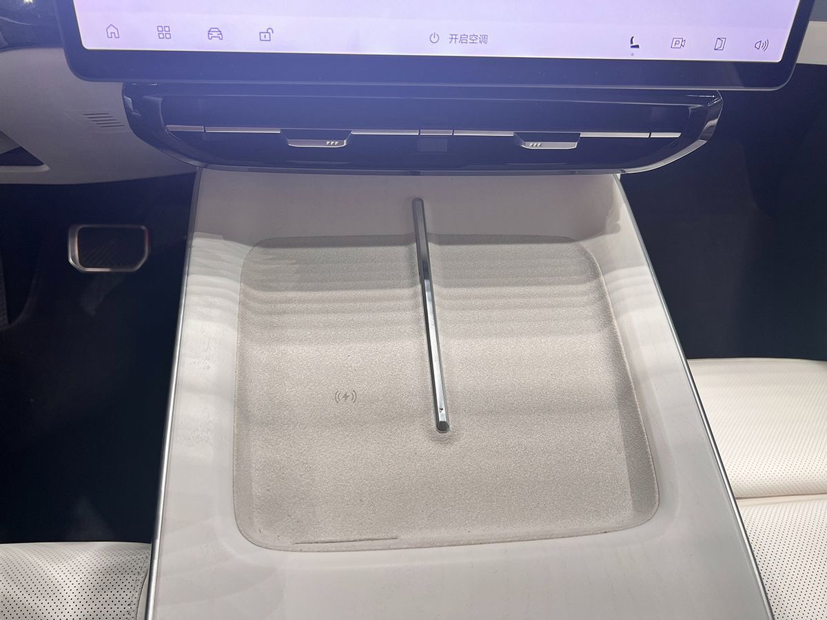 21.39万起,支持换电,Model Y+鸥翼门=TA,昊铂HT到店实拍