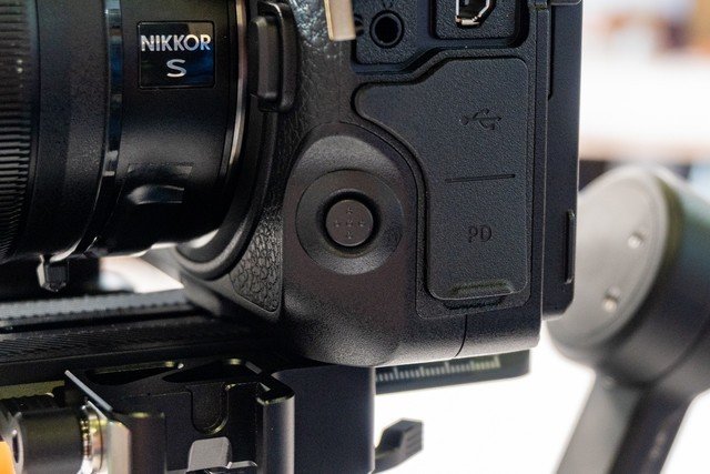 27999元的小“Z9” 尼康Z8全画幅相机新品成P&amp;E展会焦点