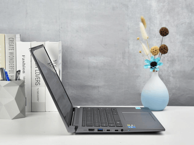 轻薄游戏 高能出圈 13代标压+RTX4050独显版宏碁非凡X评测