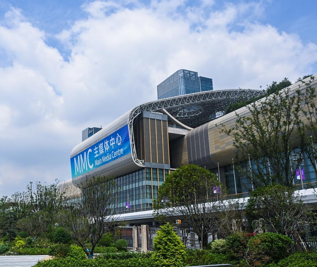 这是主媒体中心外景（9月1日摄）。新华社记者 徐昱 摄