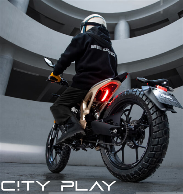 极速50km/h!极核C!TY PLAY电摩发布:70km续航 10980元