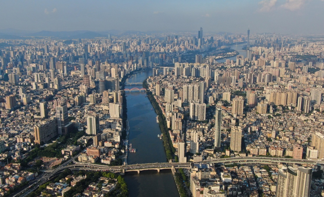 广州市区珠江两岸风光。新华社 图