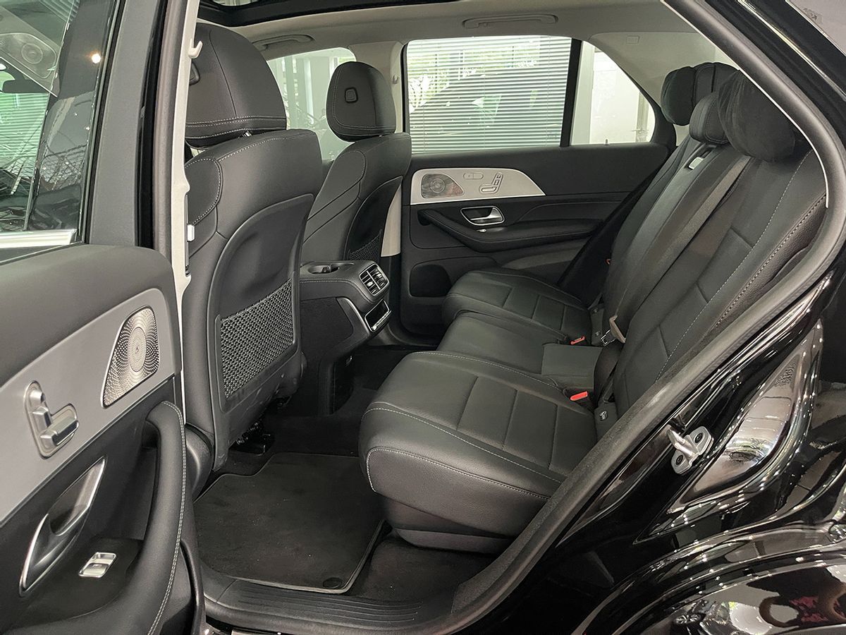 尽快国产吧!价格和空间打不过宝马X5,2024款奔驰GLE到店实拍