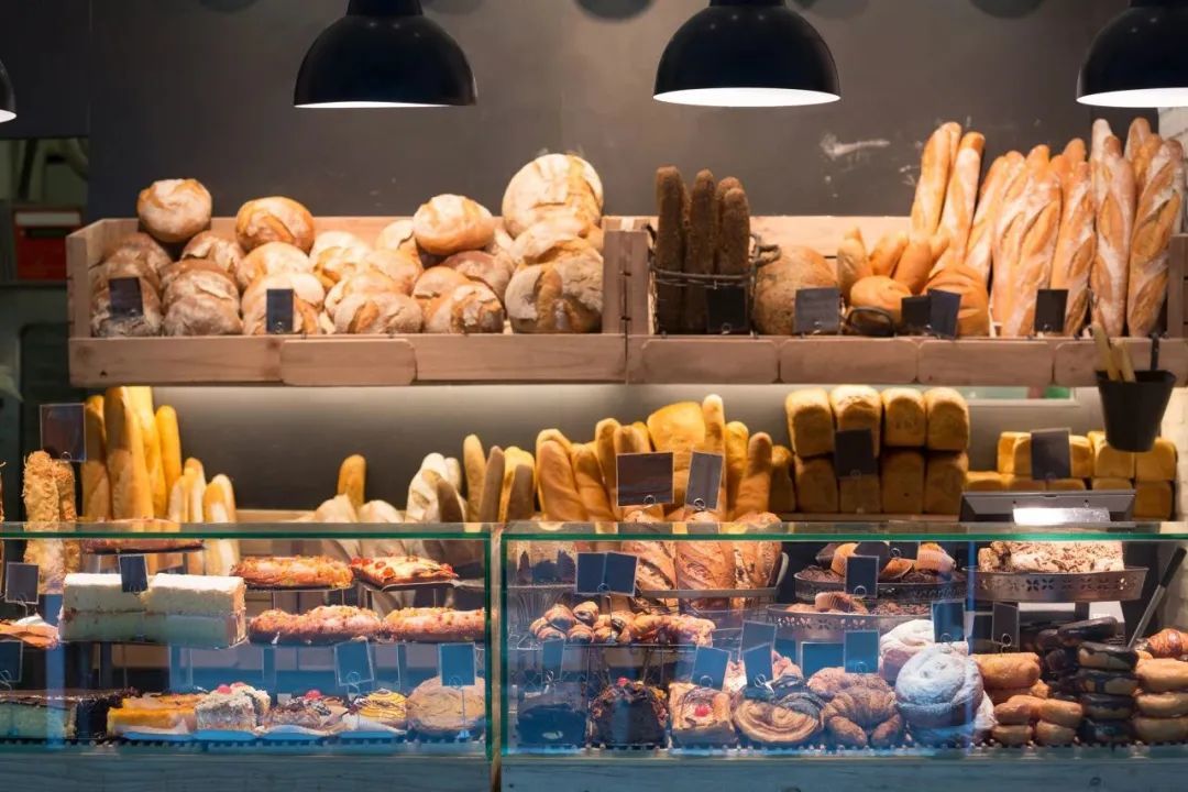 面包是连锁便利店中最容易被剩下的食物之一 / 视觉中国