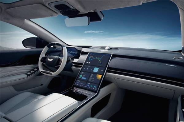 纯电续航超1000公里!大运首款轿车远航Y6上市:32.98万起售