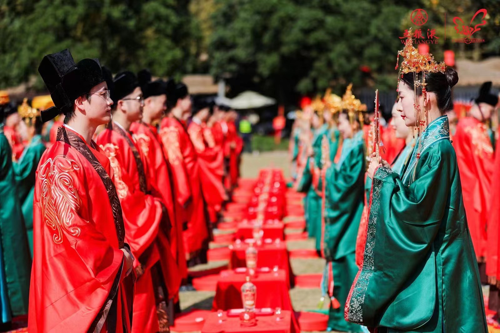 传千年宋韵文化,全国100对新人在爱情之都杭州喜结良缘_凤凰网
