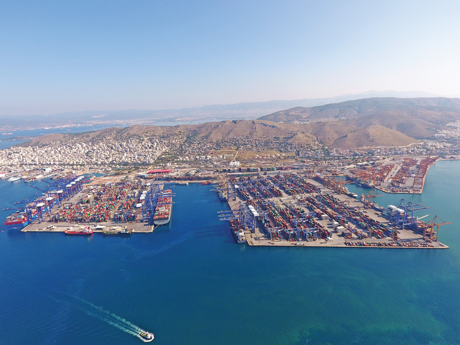 希腊比雷埃夫斯港，一带一路在欧洲最大的项目。