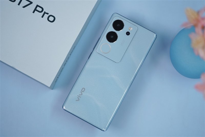 8mm机身以下我最能打!vivo S17 Pro评测:3499元轻薄手机之王