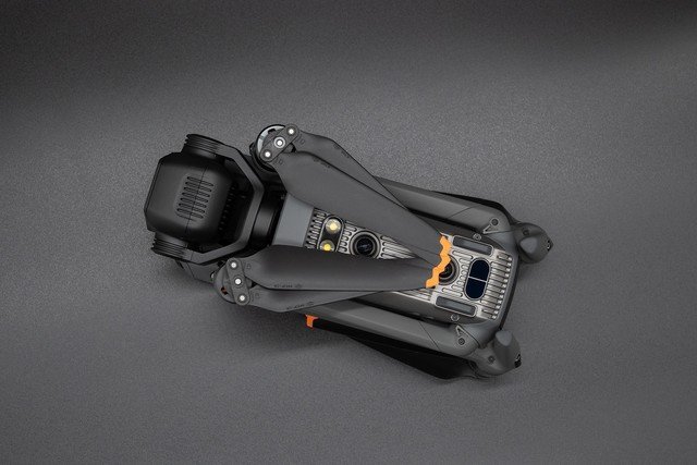 【有料评测】大疆Mavic 3 Pro评测:三摄系统4/3画幅哈苏相机旗舰无人机