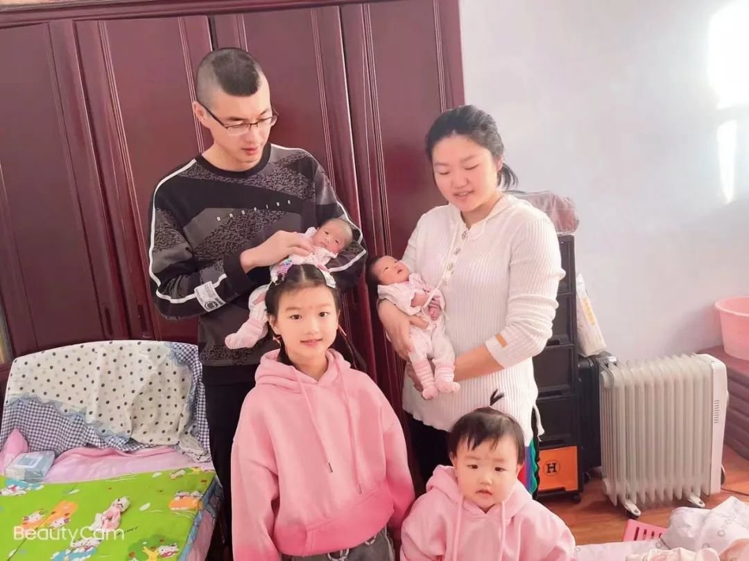 苏雨彤一家六口。(受访者供图)