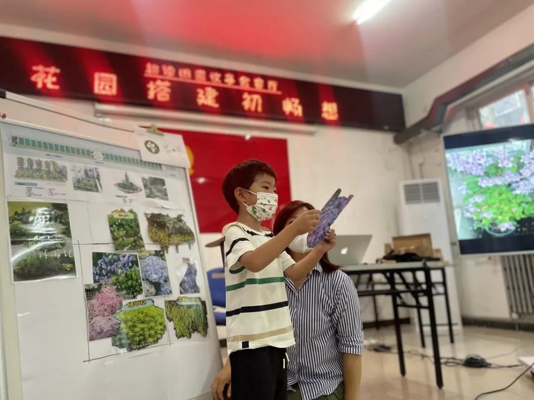 768厂社区召开“耕读田园议事会客厅”花园搭建初畅想居民议事会 学院路街道供图