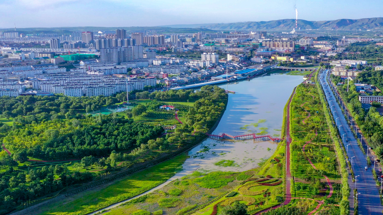 清水河流域固原市区段改造后美景。