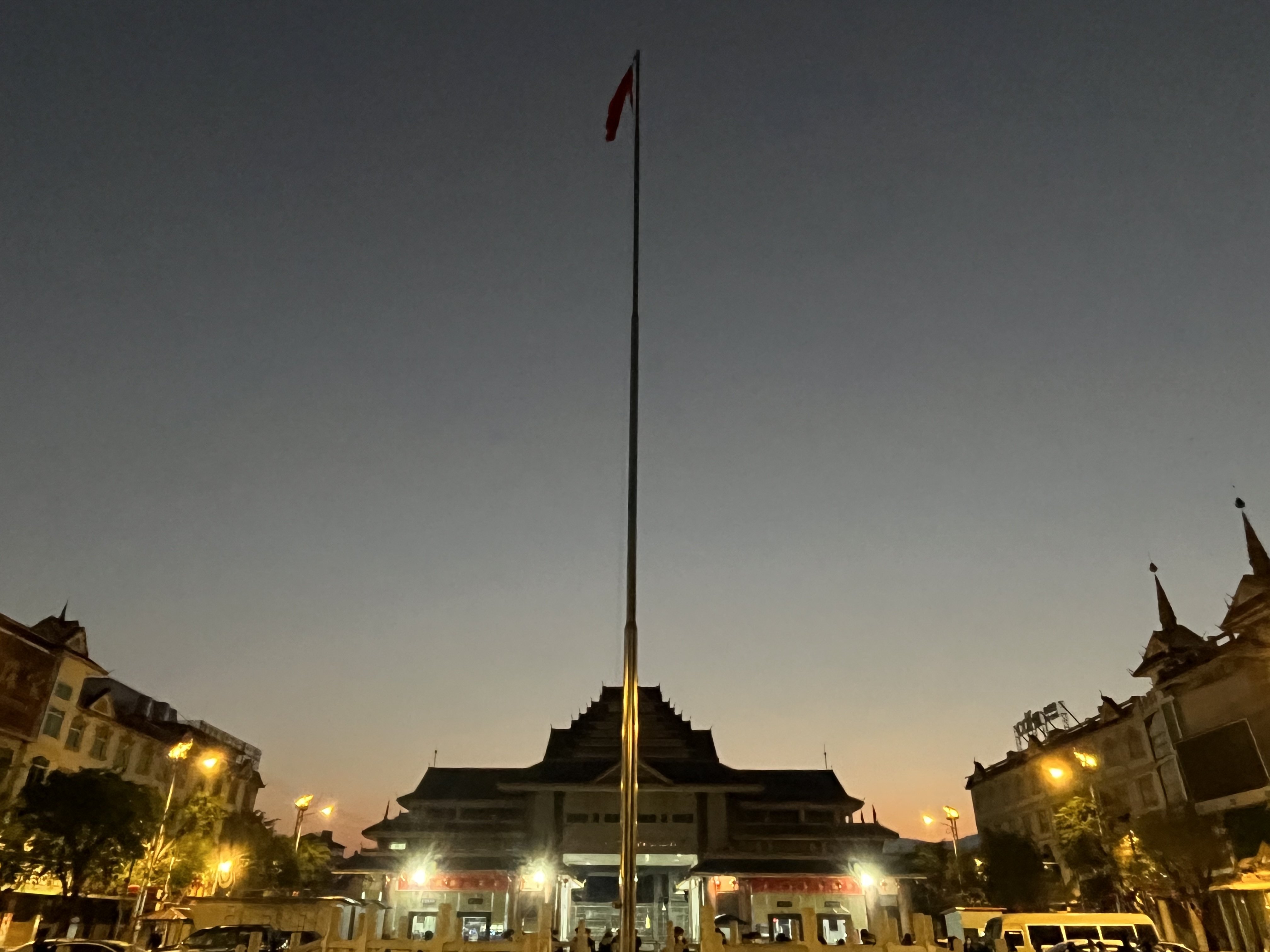 “国门一开,老板可高兴了,我们也高兴”_凤凰网