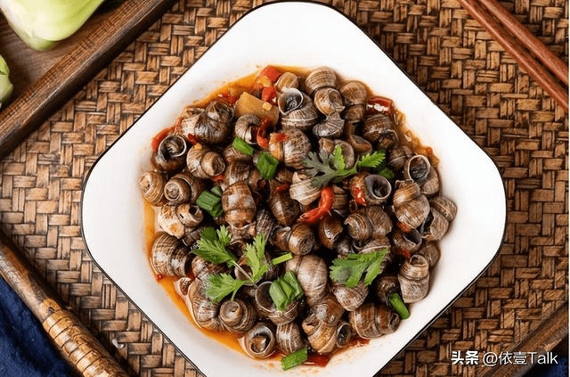 各国不吃的食物:韩国人不吃香菜,俄罗斯人不吃海参,中国人呢?