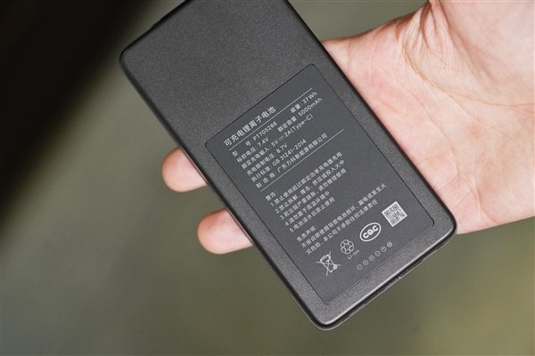 可视屏+猫眼配齐!小米智能门锁M20大屏猫眼版图赏