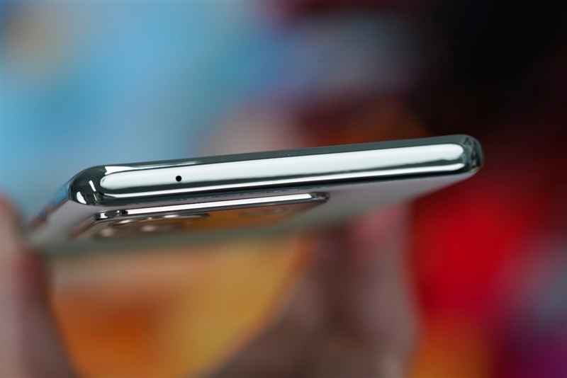 5000mAh电池轻松用一天半!vivo Y100评测:名副其实的千元高颜值续航神机