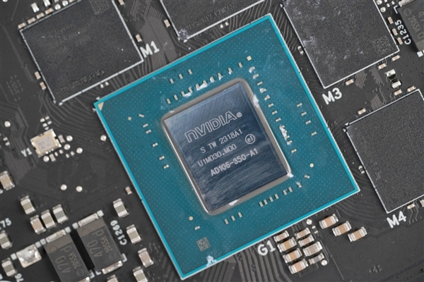 单风扇极简风!七彩虹iGame RTX 4060 Ti Mini OC 8GB显卡图赏