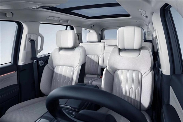 26.48万起!北京BJ60千里版正式上市 搭载自主研发柴油动力总成