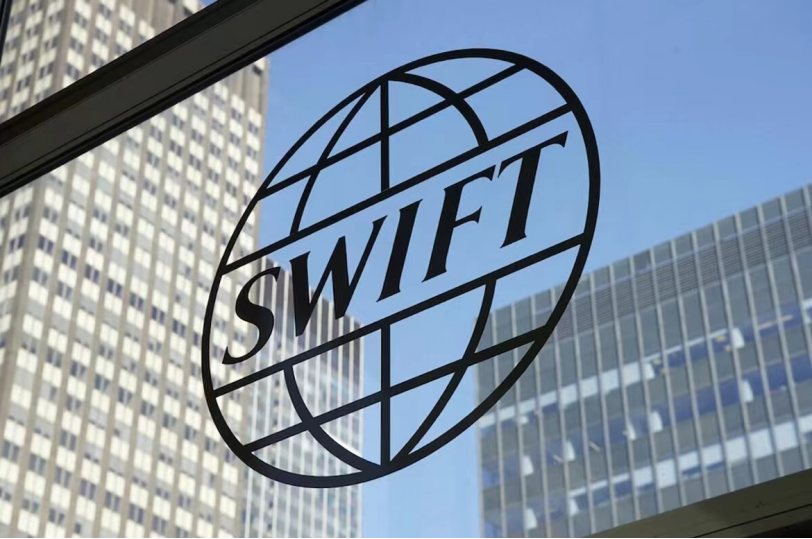 俄罗斯央行决定，从10月1日开始禁止使用SWIFT系统。（俄新社）