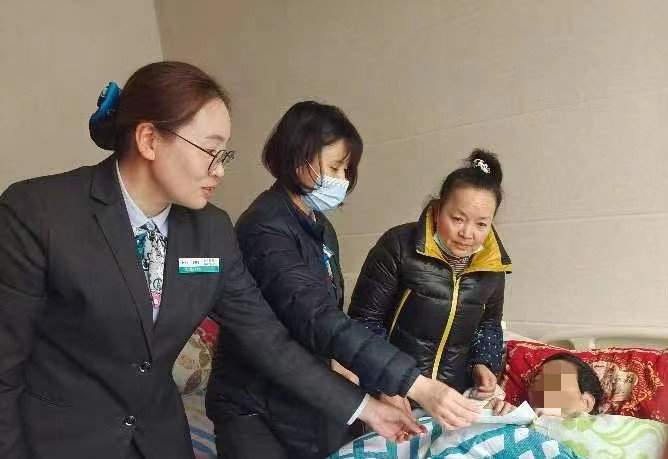 上门服务显真情,优质服务暖人心_凤凰网