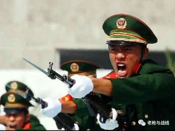 因残忍被国际禁止？关于中国三棱刺刀神话到底哪些是真？_凤凰网
