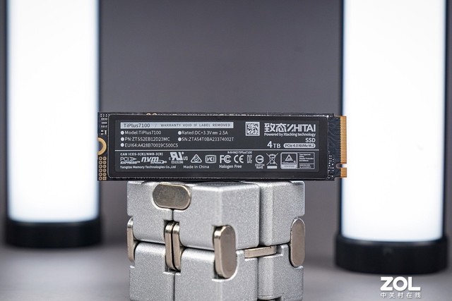 【有料评测】致态TiPlus7100 4TB固态硬盘评测 “Gen4卷王”开始卷自己了!